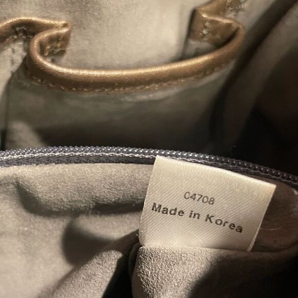 MCM Visetos Python Lion Princess Boston Top Handle Bag - Picture 13 of 13